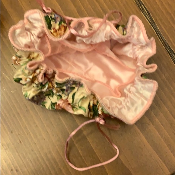 Ring Holder & Jewelry Pouch - Picture 6 of 7